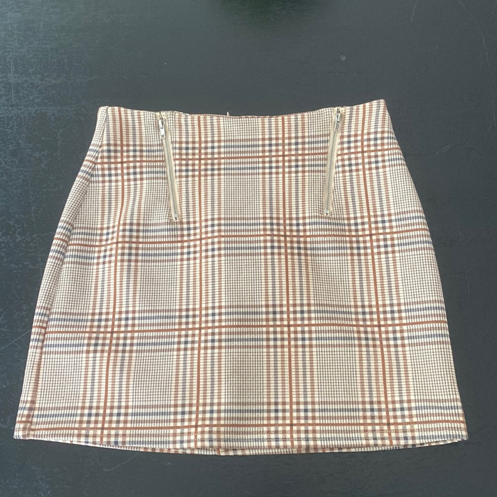 Plaid mini skirt, size small, brand “darling state of mind”